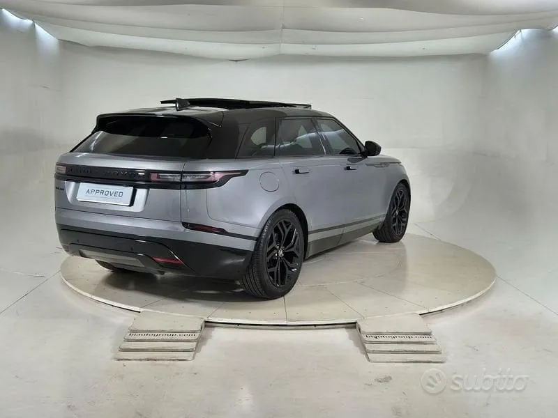 Land Rover Range Rover Velar 2023 photo 4