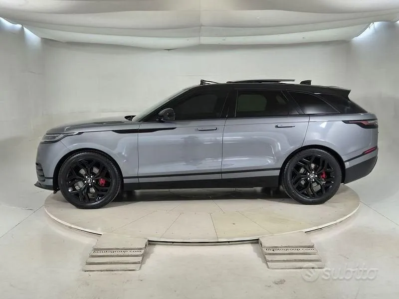 Land Rover Range Rover Velar 2023 photo 5