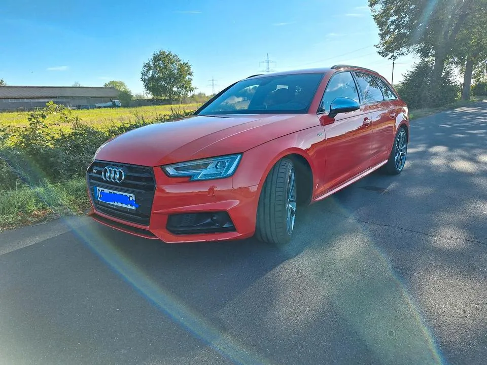 Audi S4