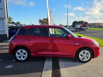 Suzuki Swift 2026 photo 5