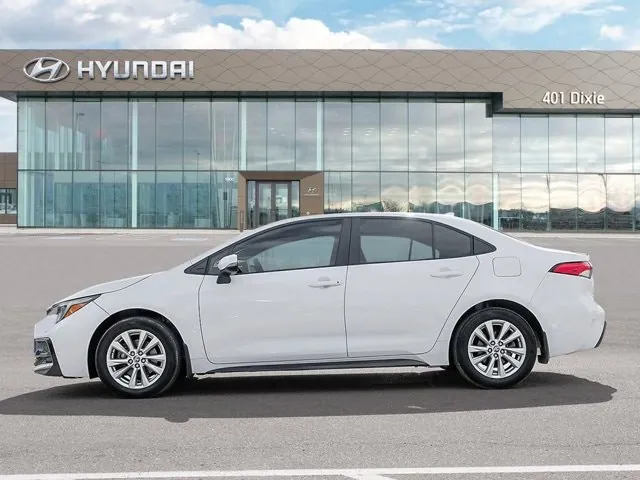 Toyota Corolla 2023 photo 2