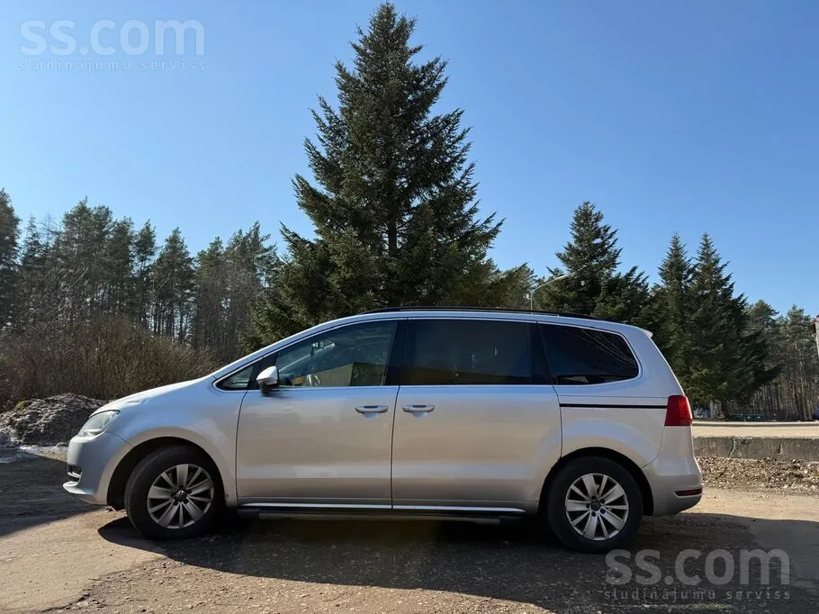 Volkswagen Sharan 2011 photo 5