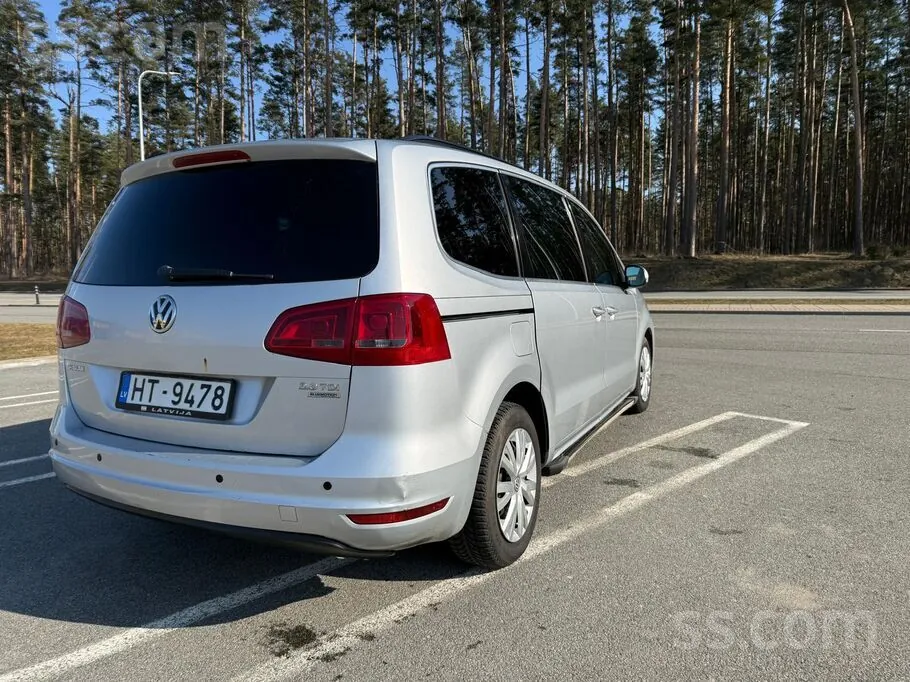 Volkswagen Sharan 2011 photo 3