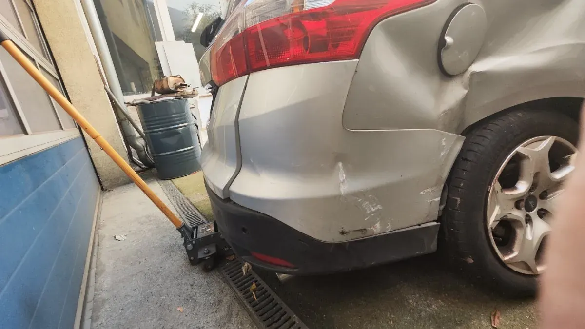 Ford Focus 2012 photo 2