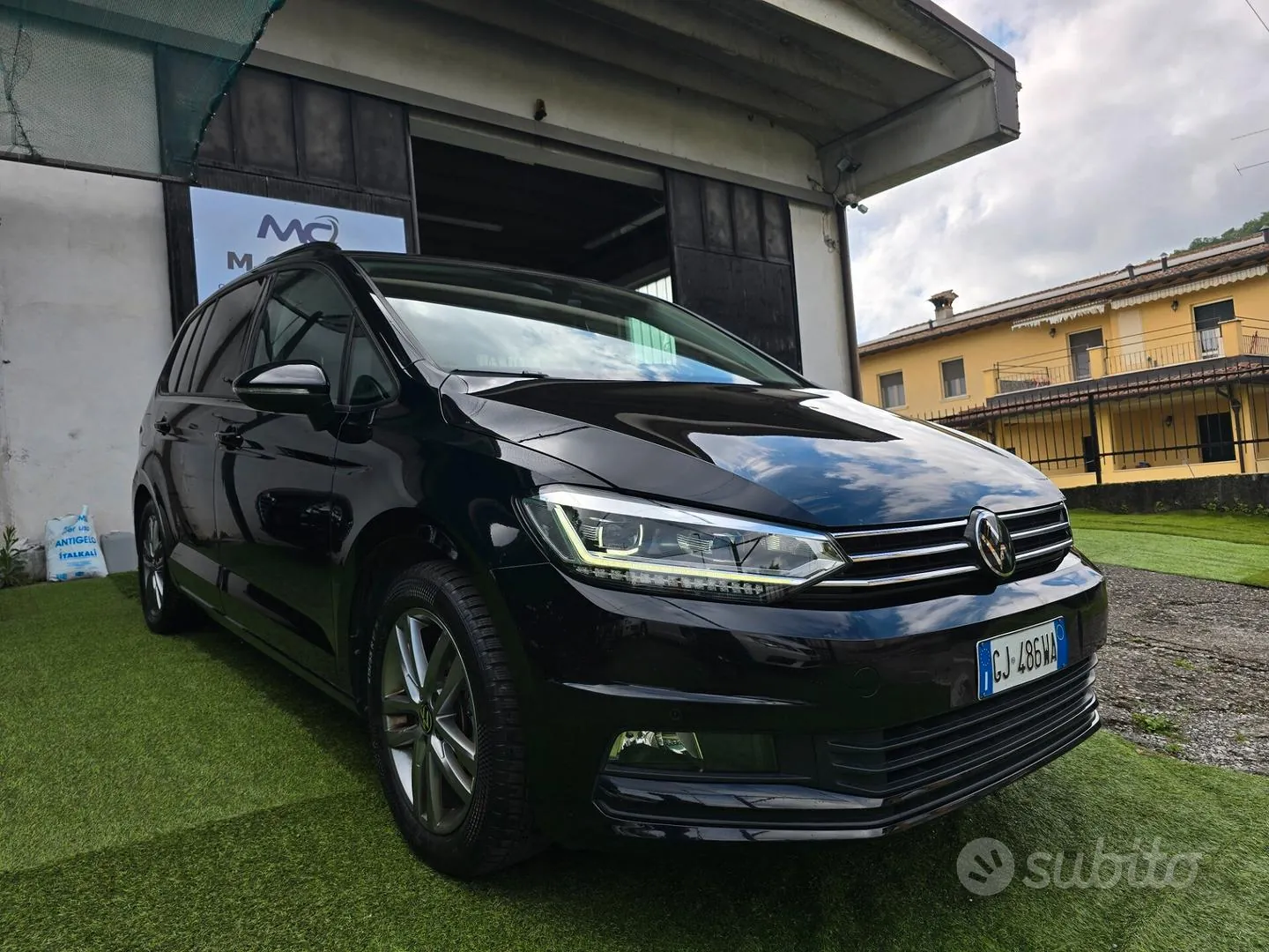 Volkswagen Touran