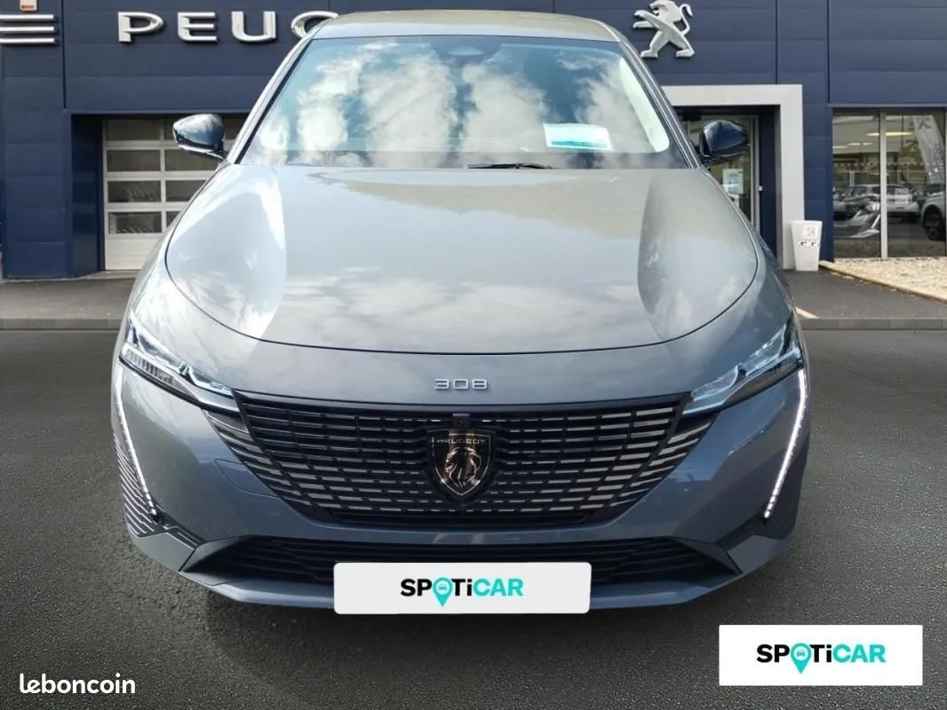 Peugeot 308 2024 photo 2
