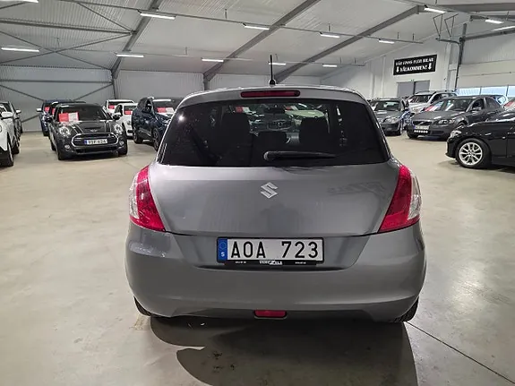Suzuki Swift 2013 photo 4