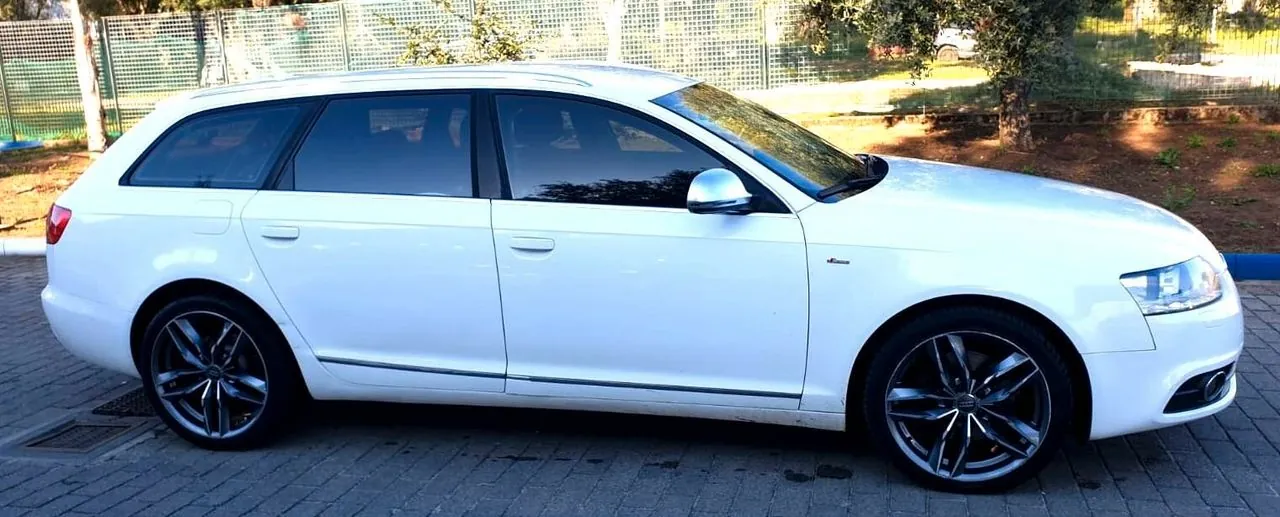 Audi A6 Avant 2011 photo 5