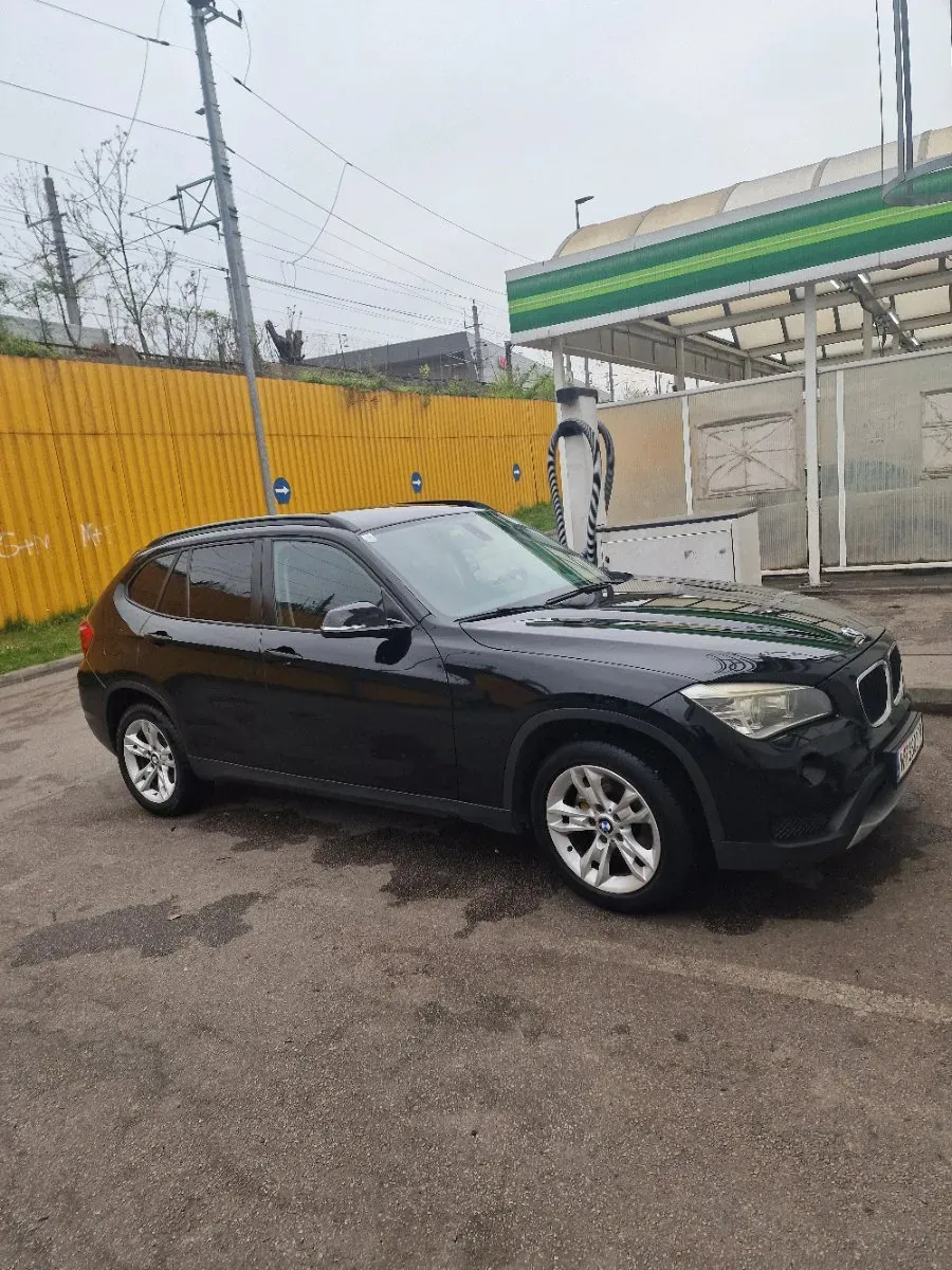 BMW X1 2013 photo 2