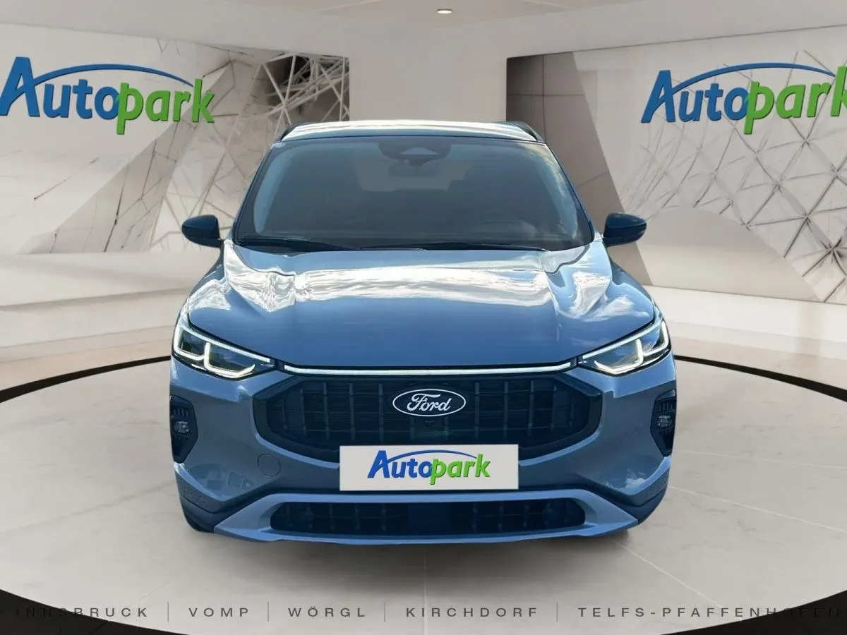 Ford Kuga 2024 photo 2