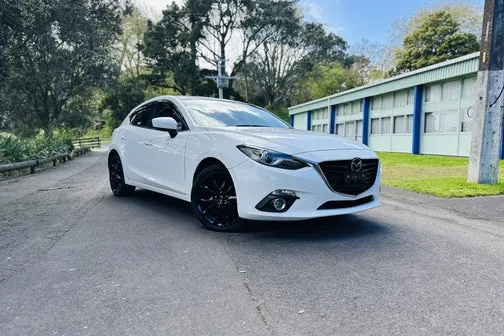 Mazda Axela