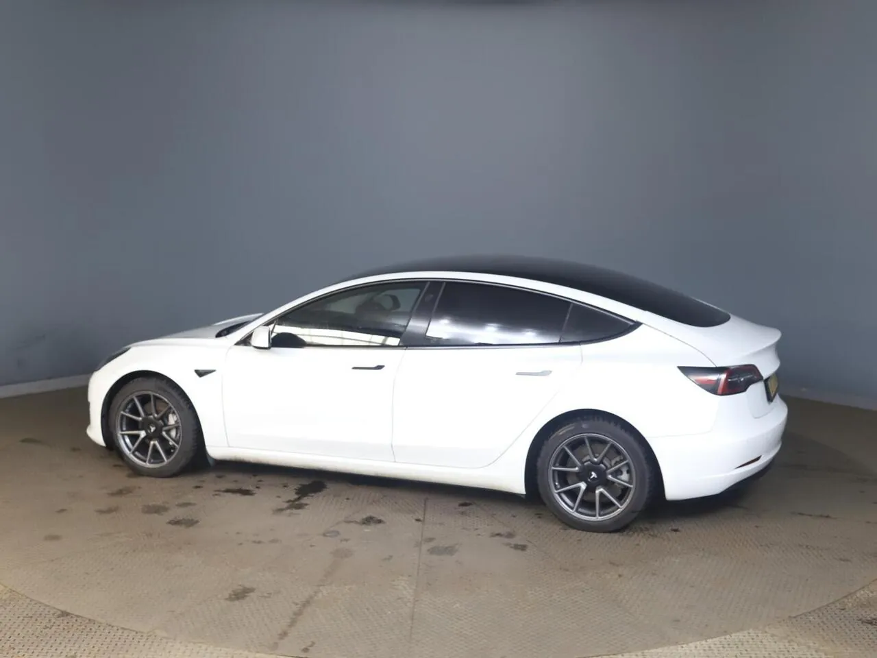 Tesla Model 3 2021 photo 5