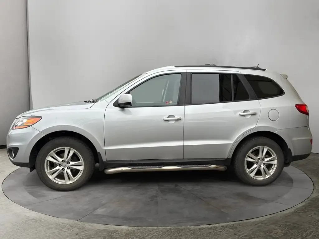 Hyundai Santa Fe 2010 photo 2