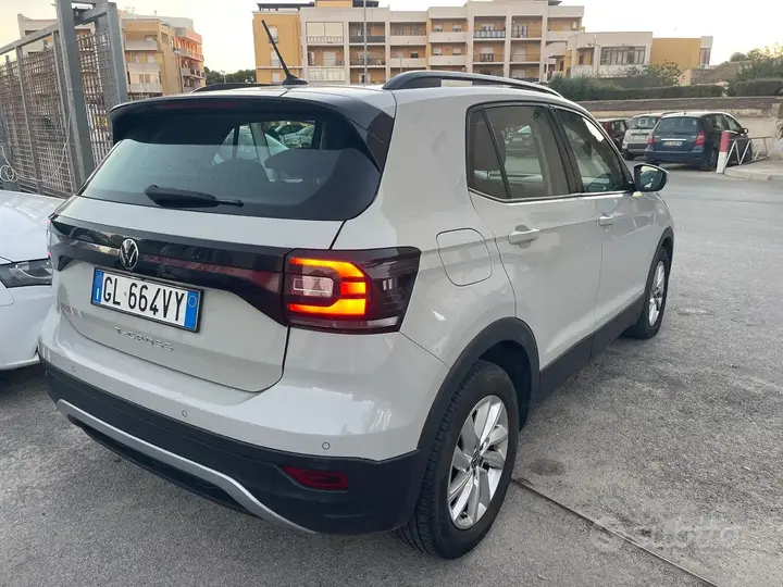 Volkswagen T-Cross 2023 photo 4