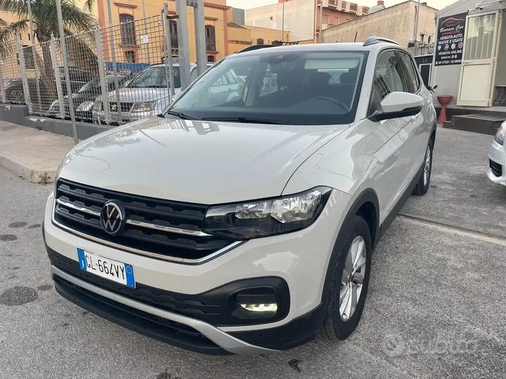 Volkswagen T-Cross 2023 photo 2