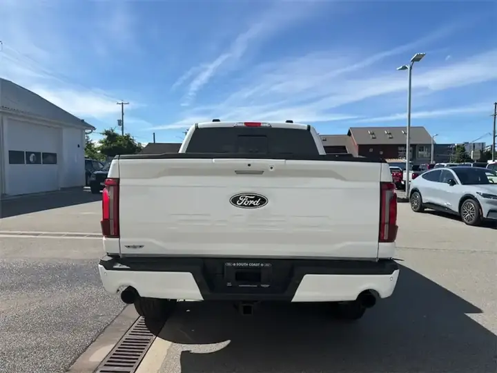 Ford F-150 2026 photo 4