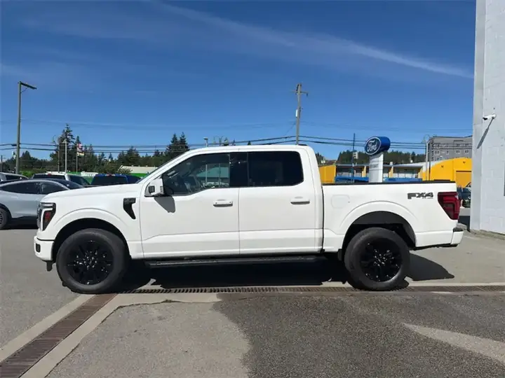 Ford F-150 2026 photo 2