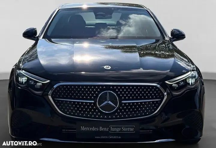 Mercedes-Benz E