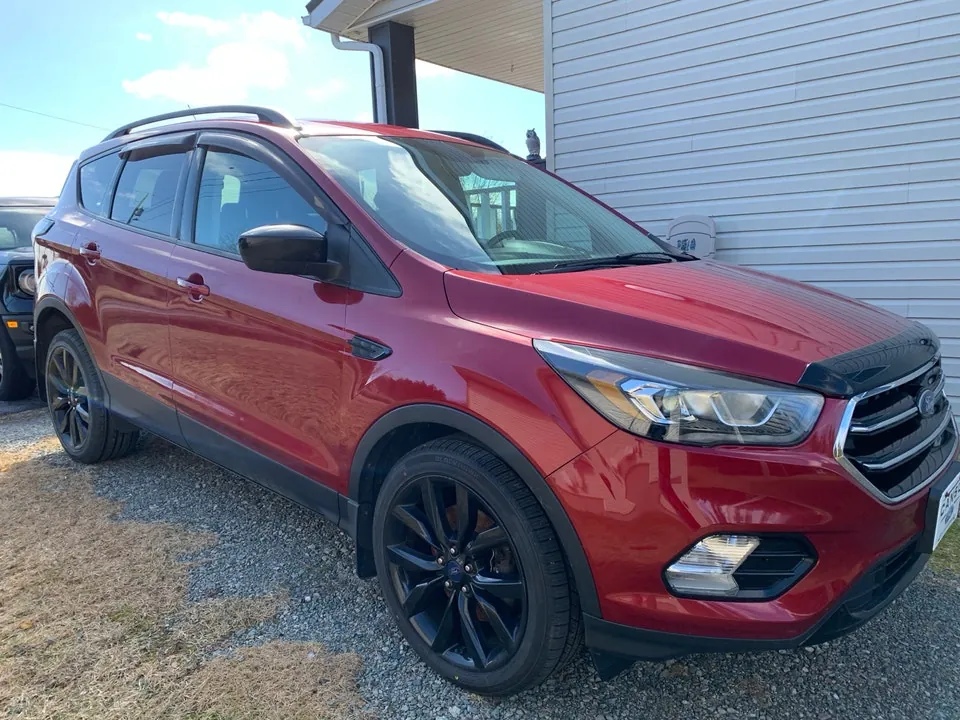 Ford Escape 2018 photo 3