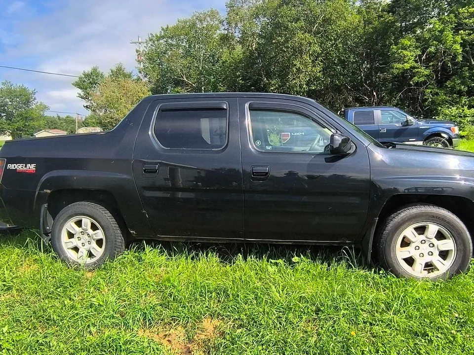 Honda Ridgeline 2006 photo 2