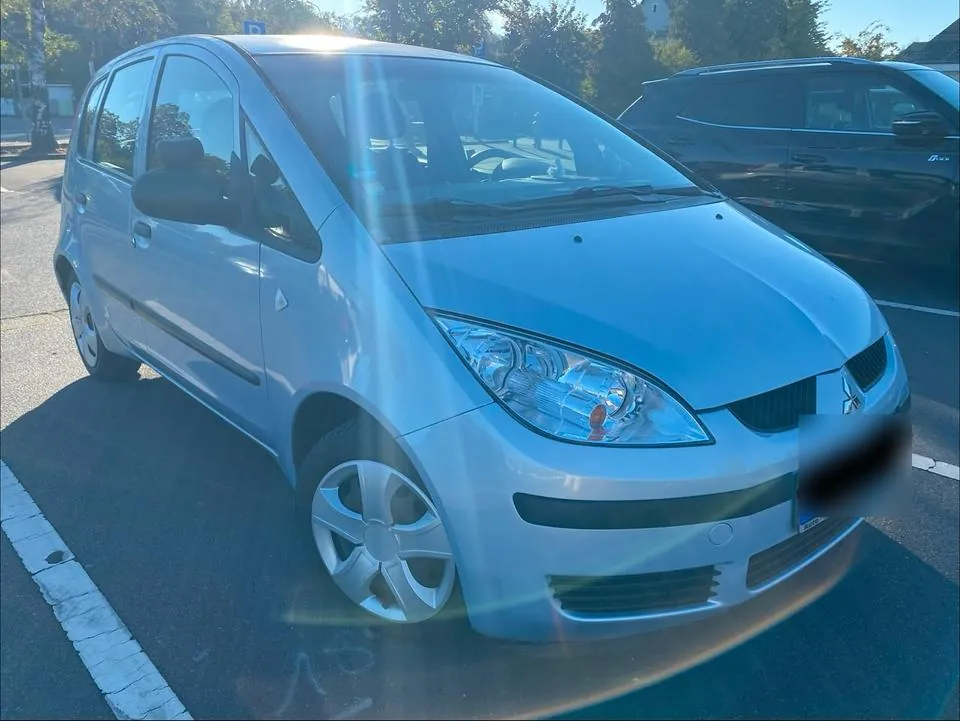 Mitsubishi Colt