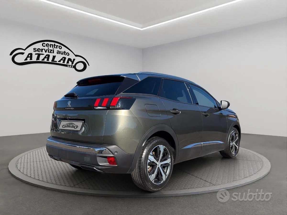 Peugeot 3008 2019 photo 5
