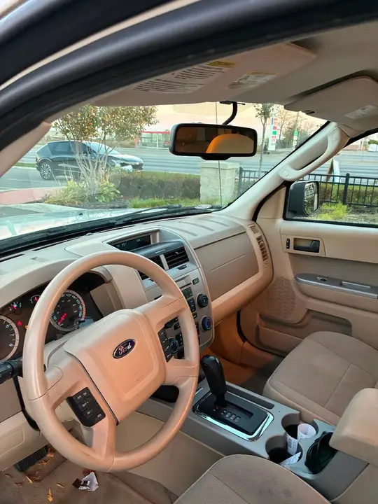 Ford Escape 2010 photo 5