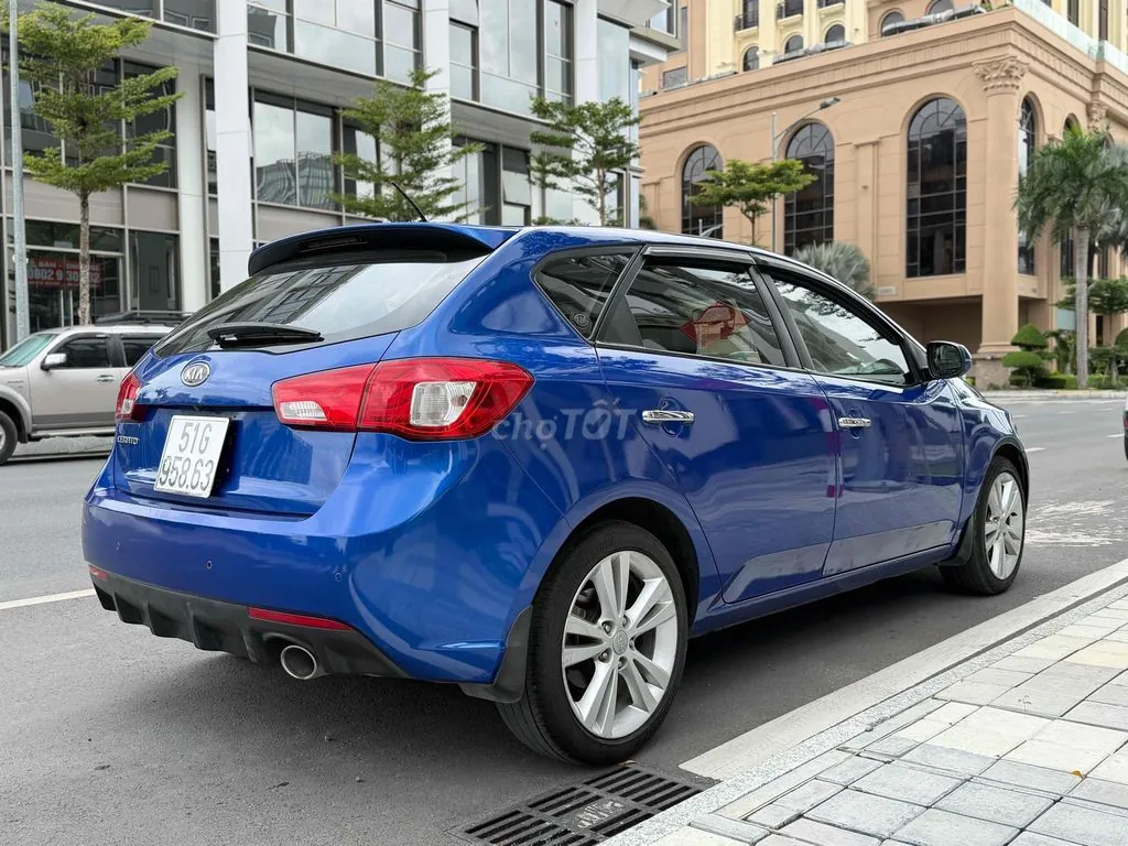Kia Cerato 2011 photo 3