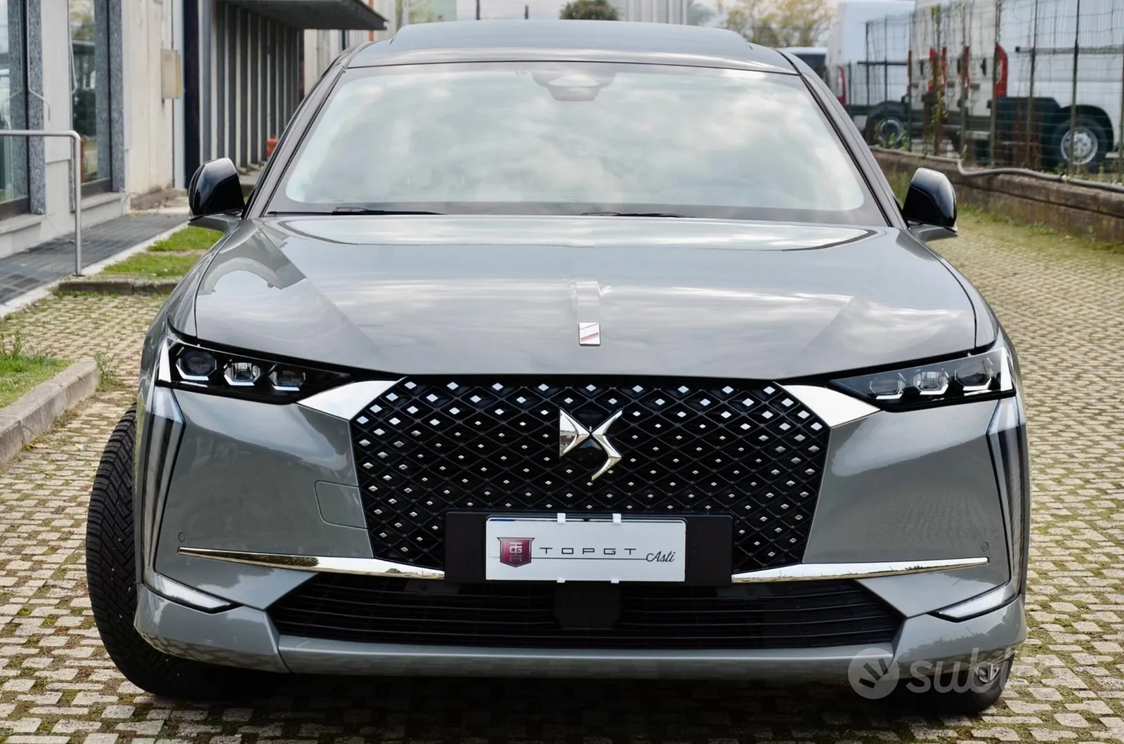 DS Automobiles Ds 4 2023 photo 2