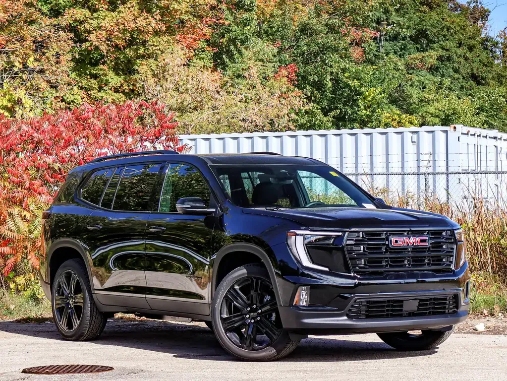 GMC Acadia 2027 photo 2