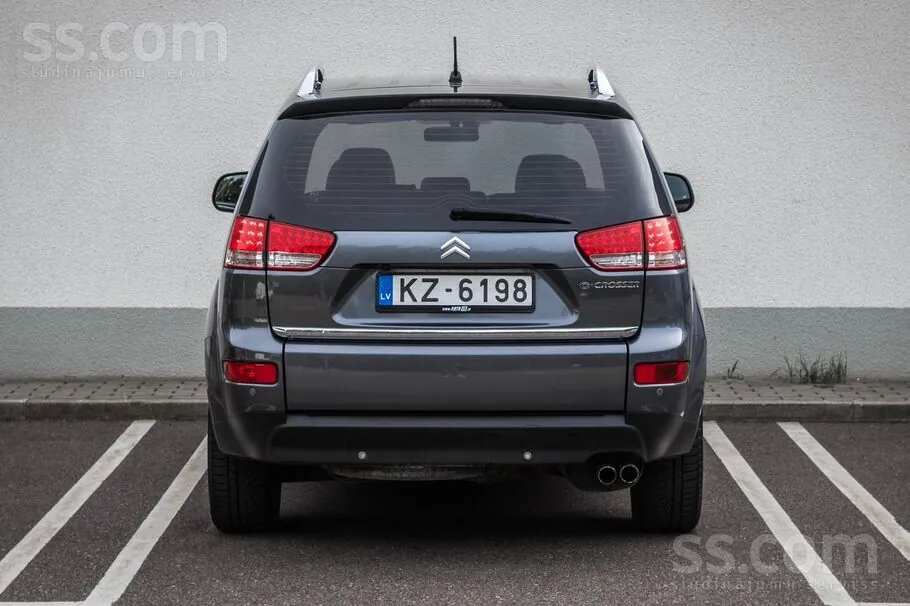 Citroen C-Crosser 2011 photo 5
