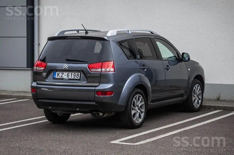 Citroen C-Crosser 2011 photo 4