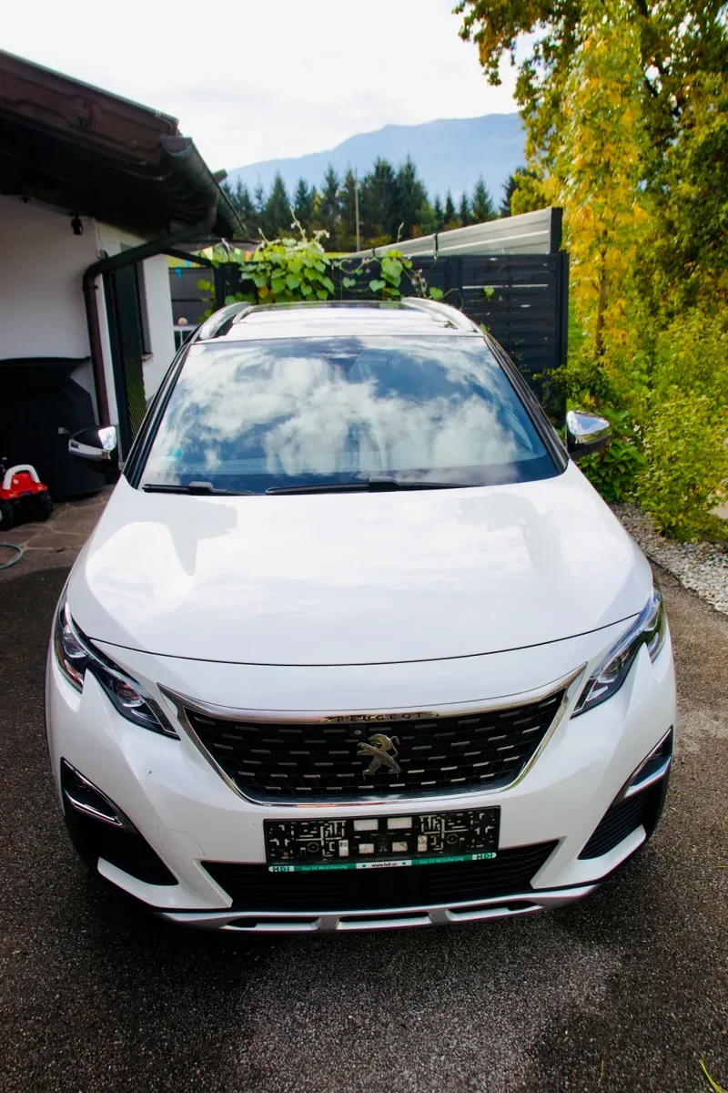 Peugeot 5008 2017 photo 2