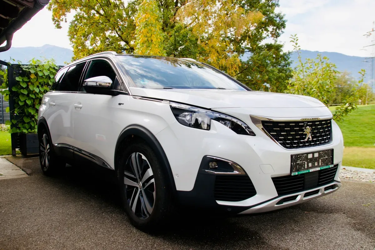 Peugeot 5008