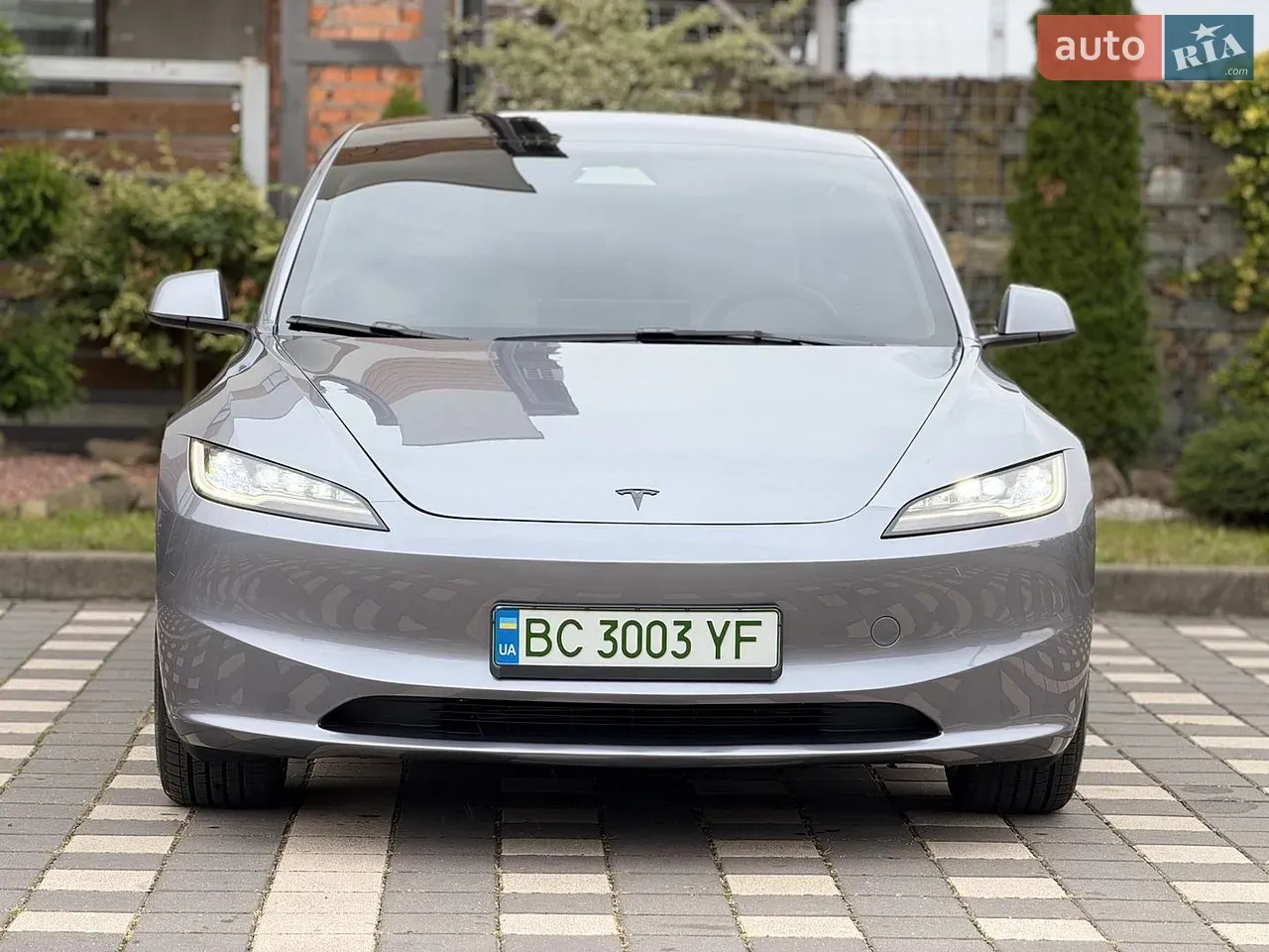 Tesla Model 3 2025 photo 2