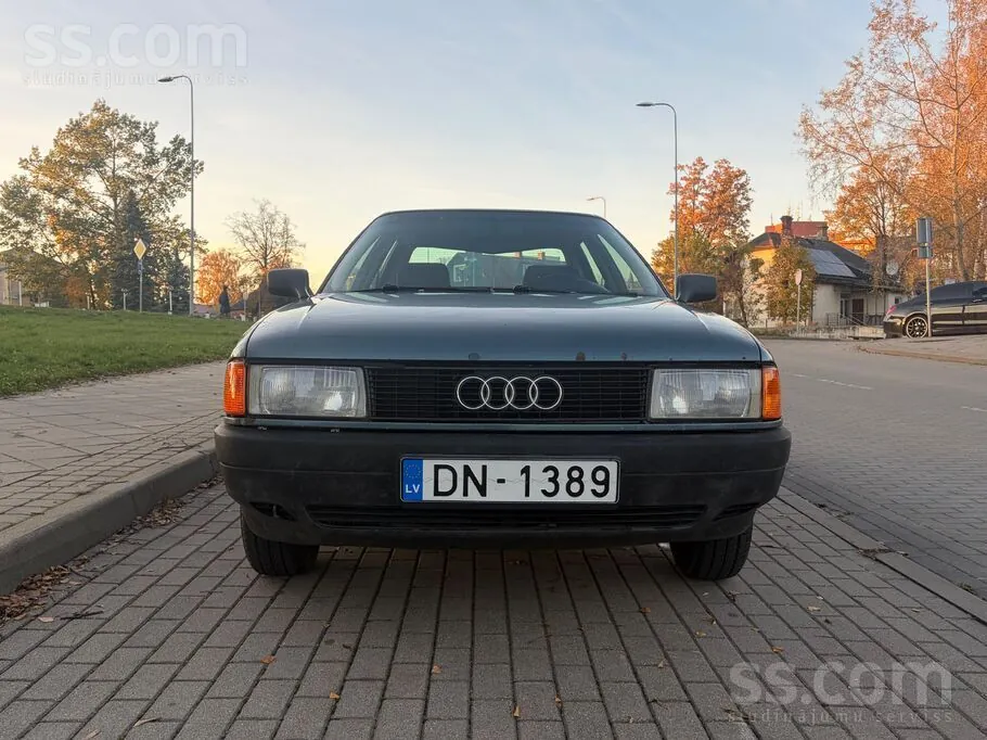 Audi 80 1986 photo 2