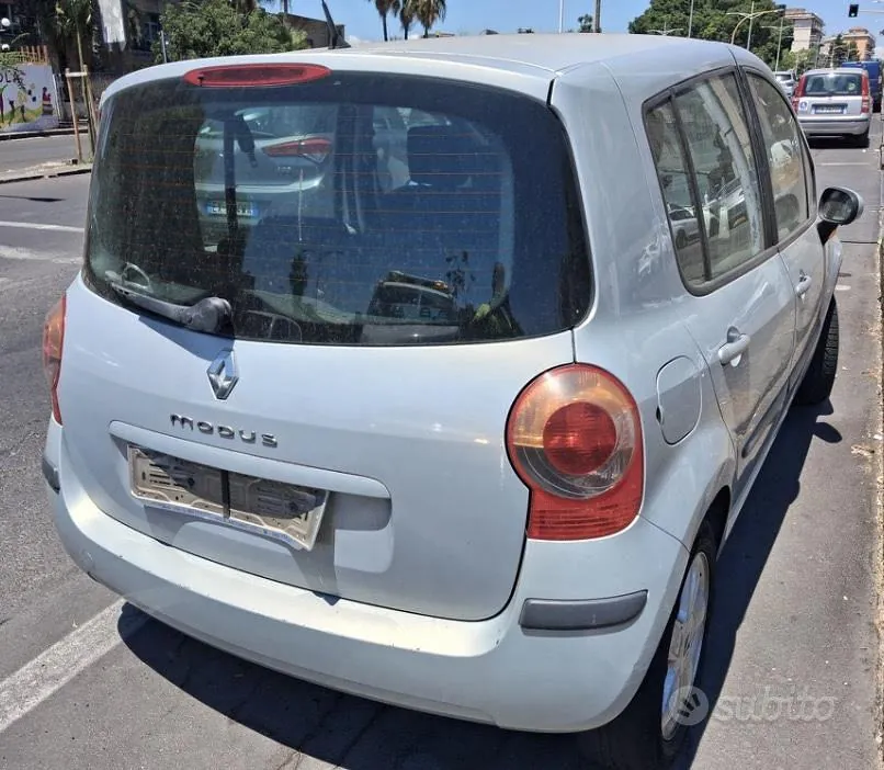 Renault Modus 2005 photo 3
