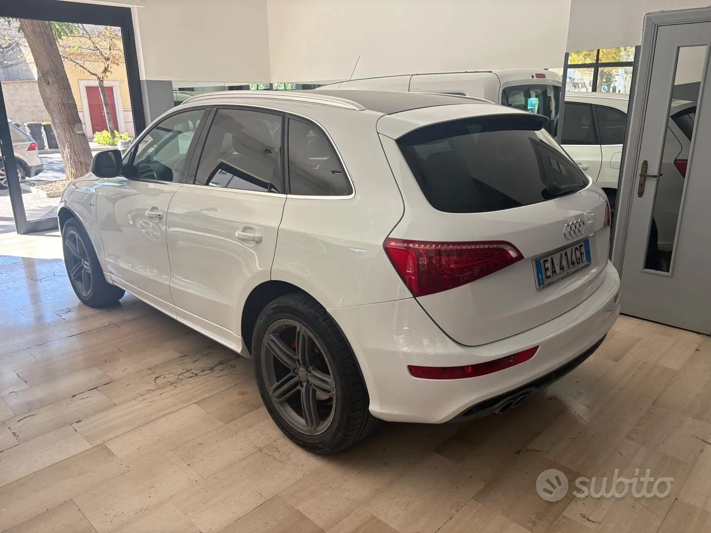 Audi Q5 2010 photo 2
