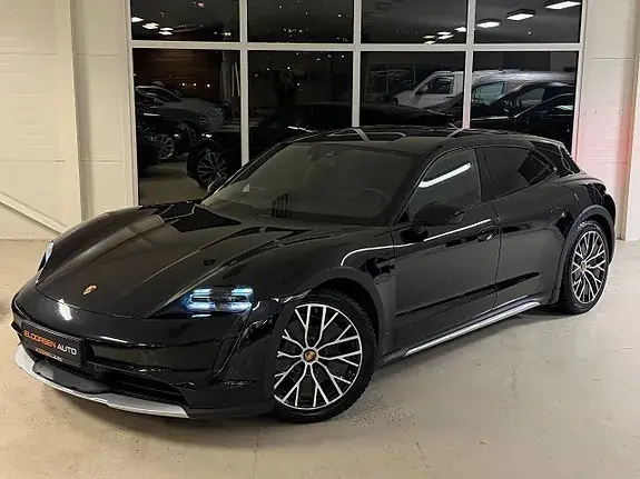 Porsche Taycan 2024 photo 2