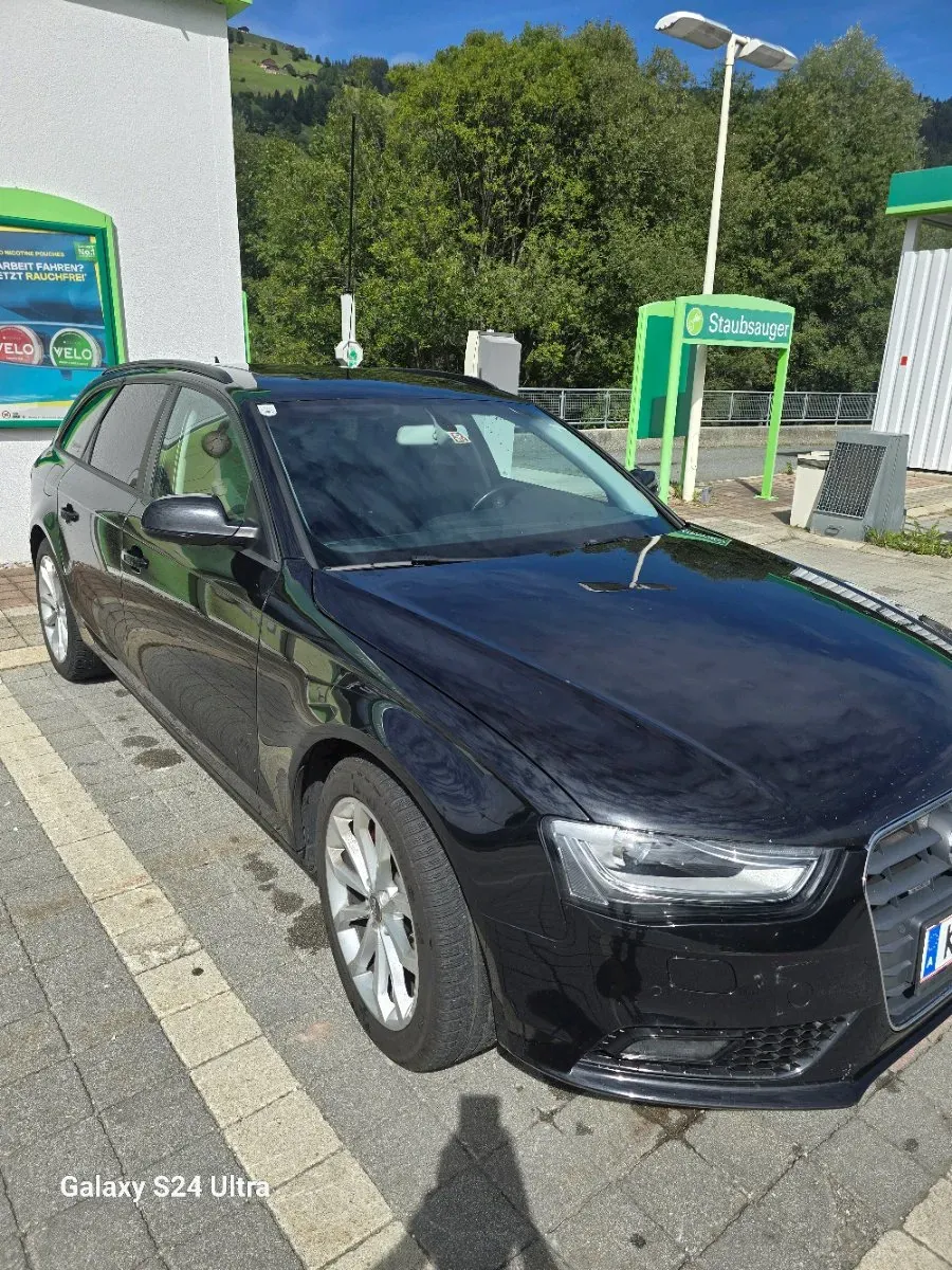 Audi A4 2013 photo 3