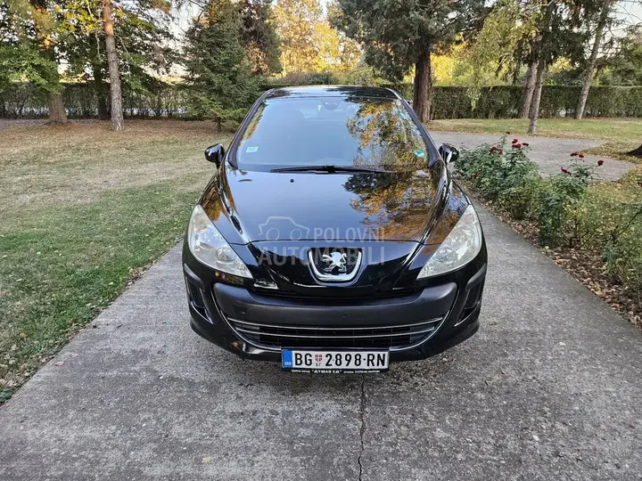 Peugeot 308 2009 photo 4