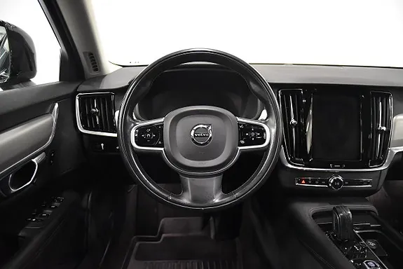 Volvo V90 Cross Country 2021 photo 2