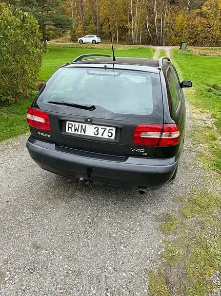 Volvo V40 2001 photo 4