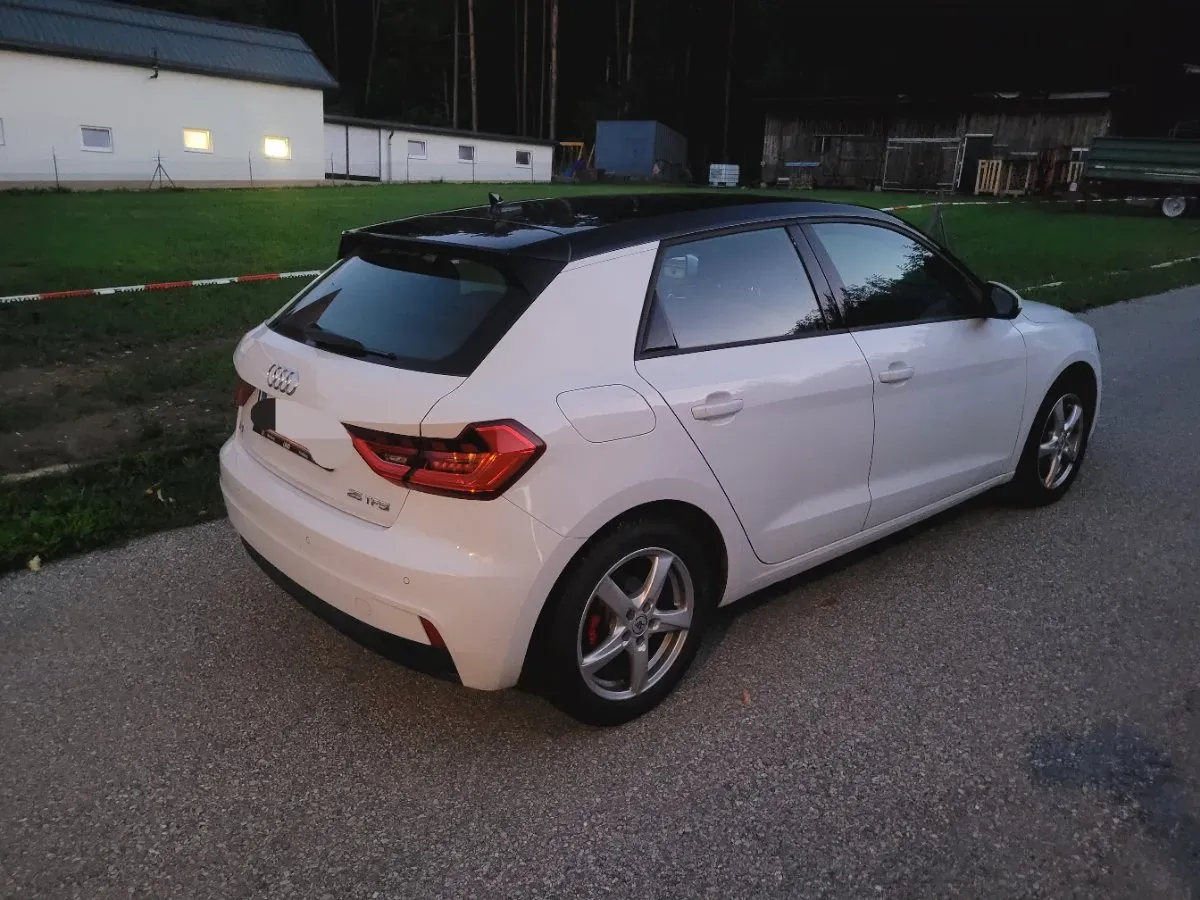 Audi A1 2020 photo 2