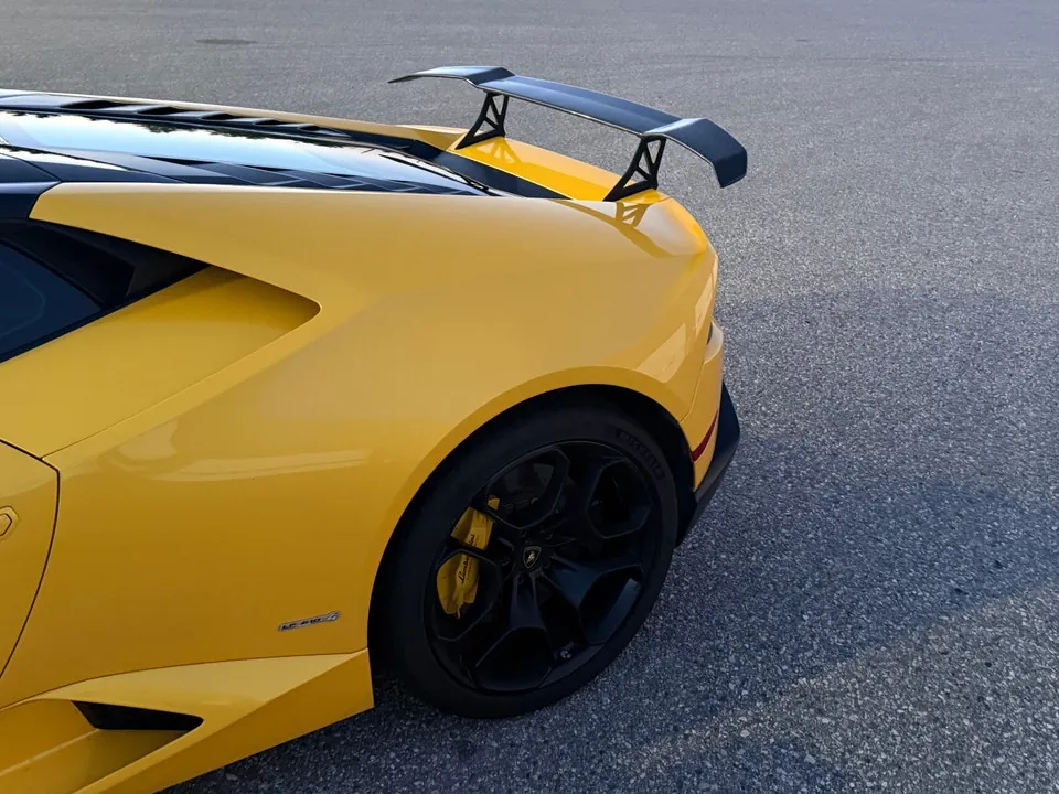 Lamborghini Huracán 2015 photo 4
