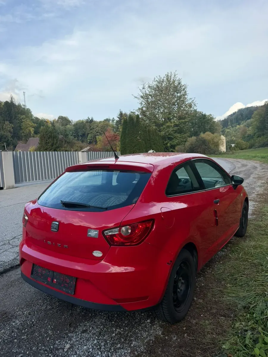 Seat Ibiza 2013 photo 3