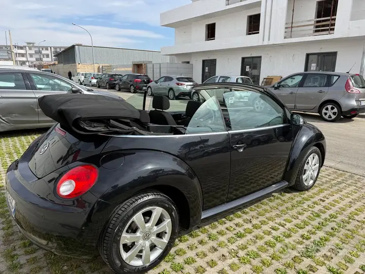 Volkswagen New Beetle 2007 photo 4