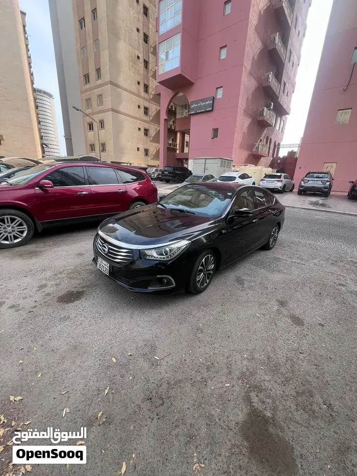 JAC Js6