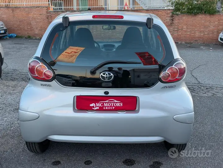 Toyota Aygo 2011 photo 5