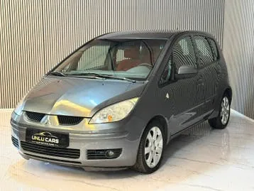 Mitsubishi Colt 2005 photo 2